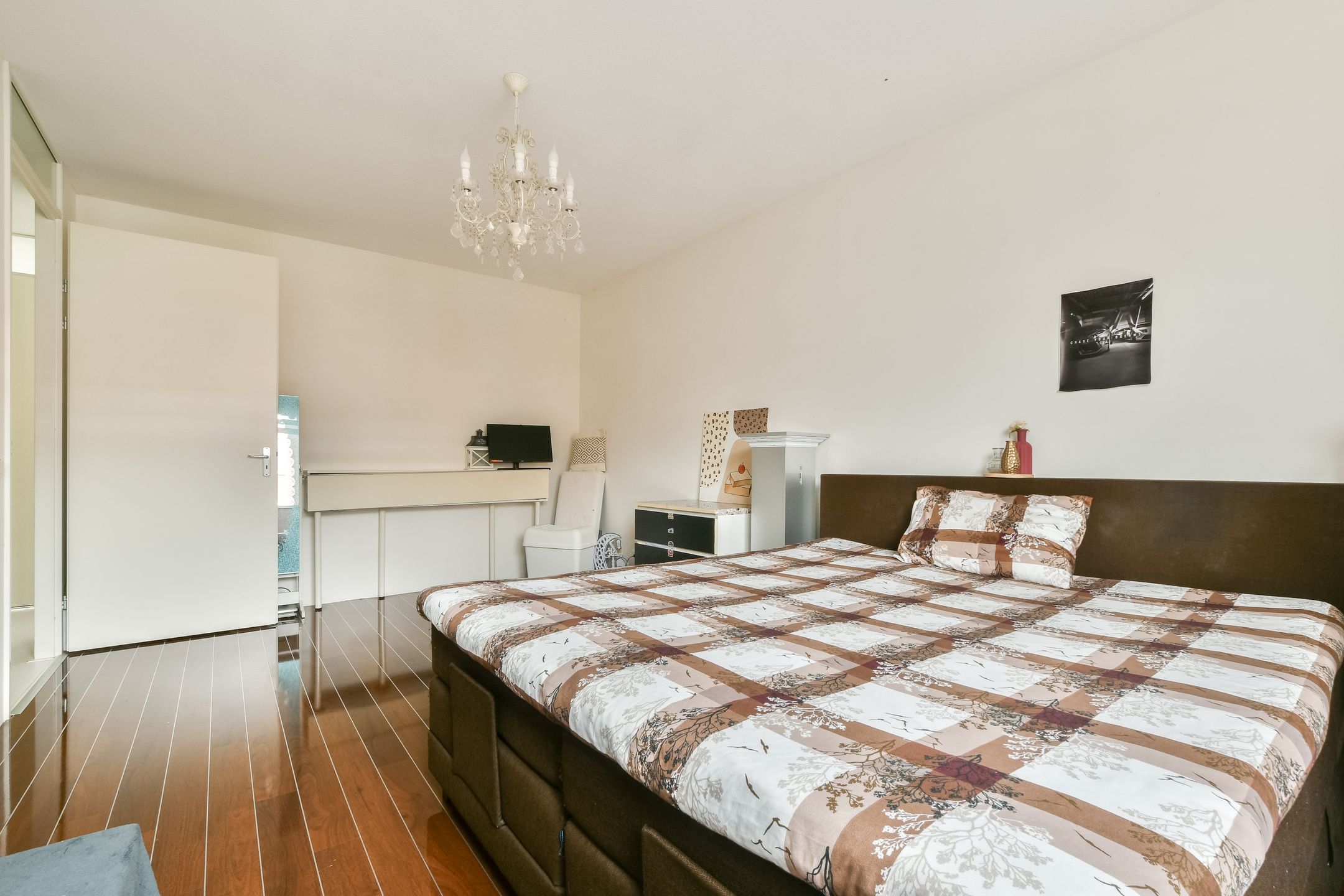 Photo 18 of Kousenbandstraat 32