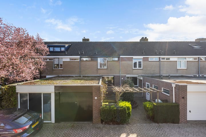 Foto 2 van Brahmsstraat 14