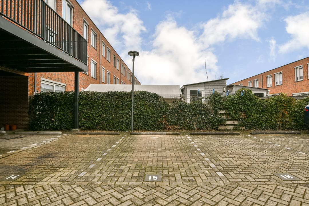 Photo 31 of Kousenbandstraat 32