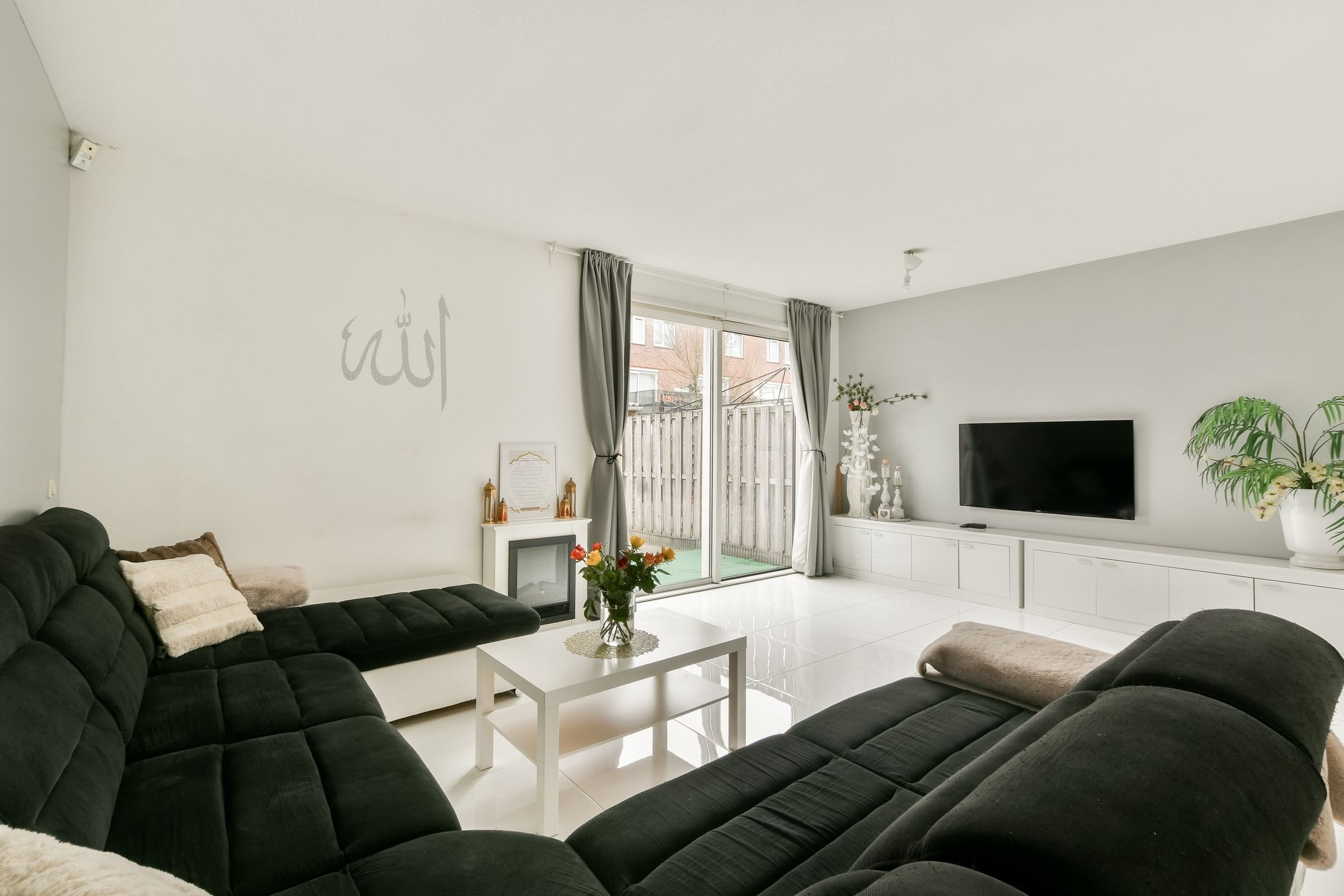 Photo 3 of Kousenbandstraat 32