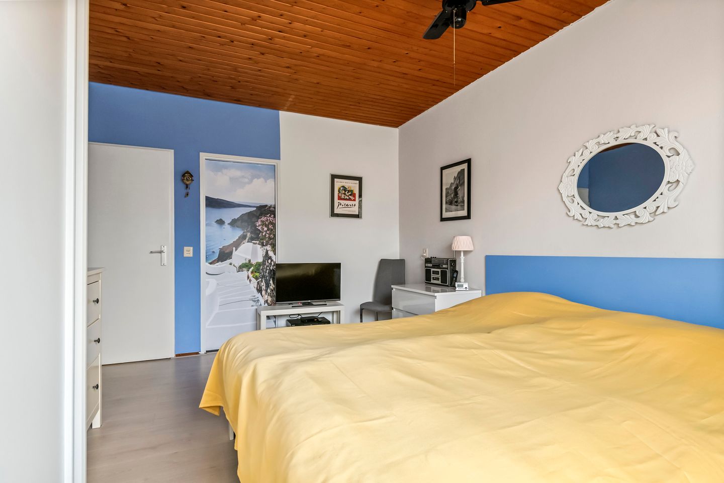 Modern Bungalow with Solar Panels in Quiet Location — 39