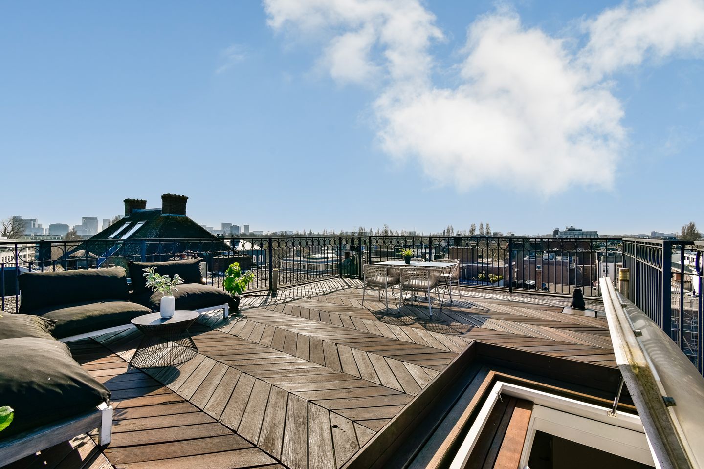 Foto 19 van Emmastraat 29-3