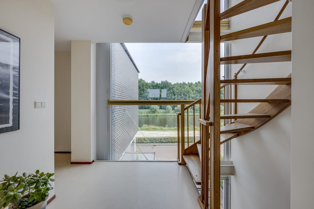 Foto 23 van Hofvliet 77