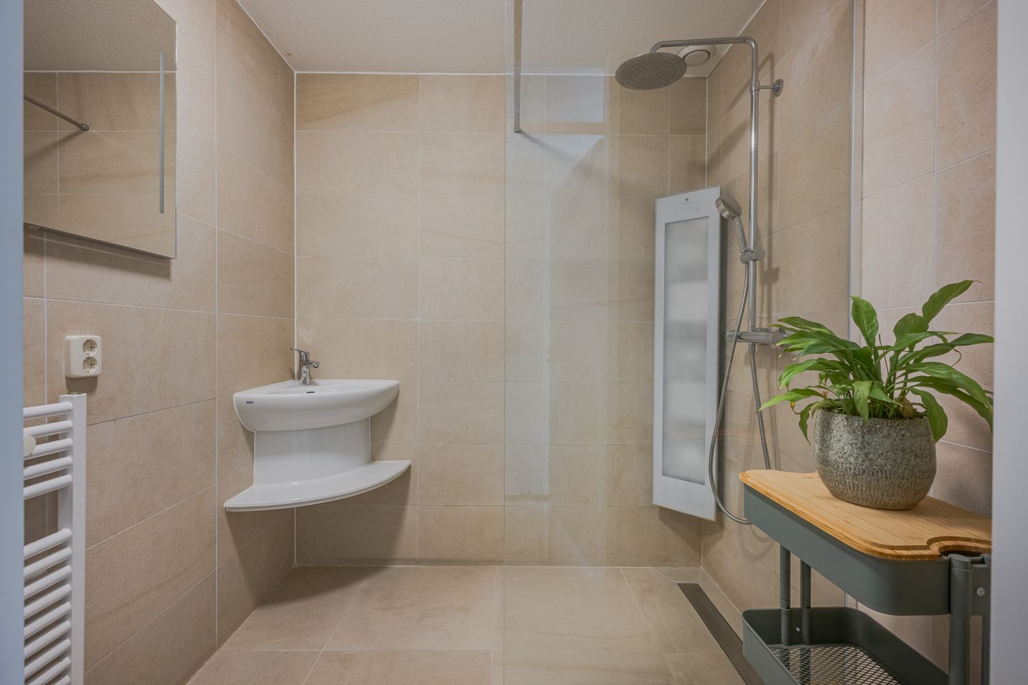 Foto 29 van Hofvliet 77