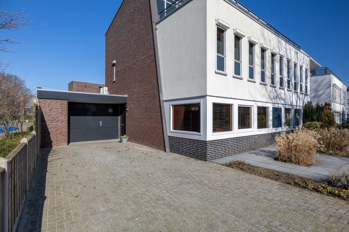 Photo 4 of Mina Krusemanstraat 25