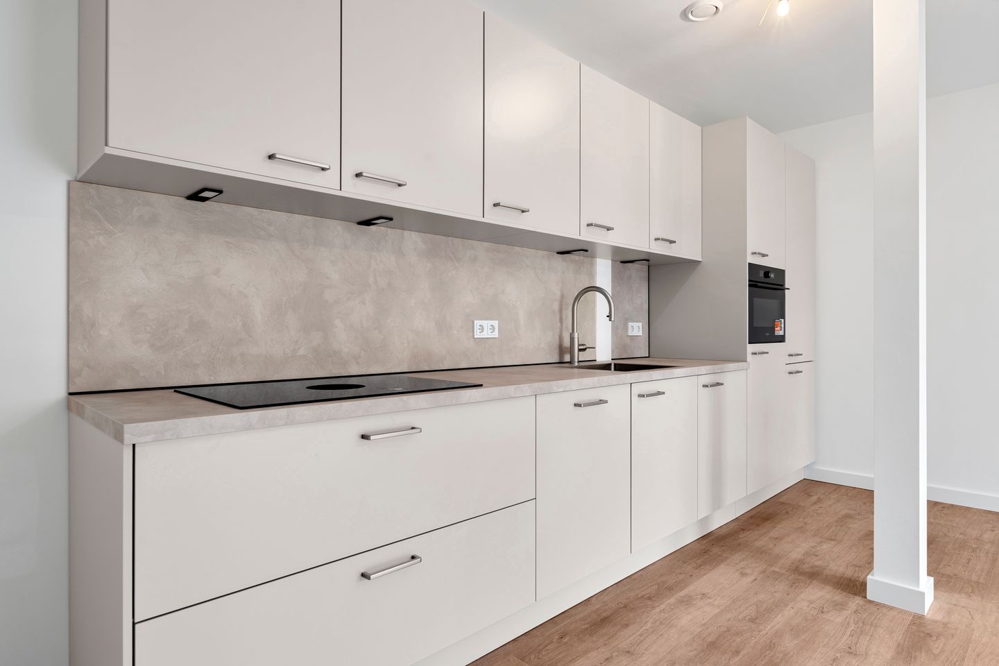 Foto 25 van Brinkstraat 14-A