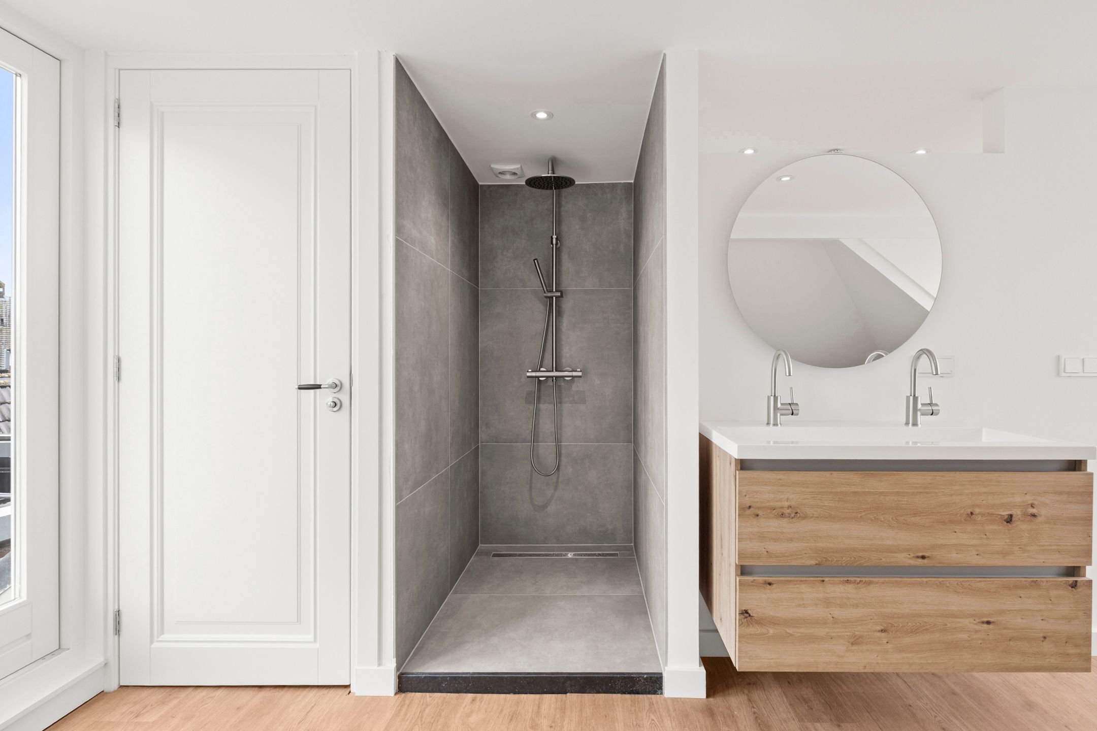 Foto 45 van Brinkstraat 14-A