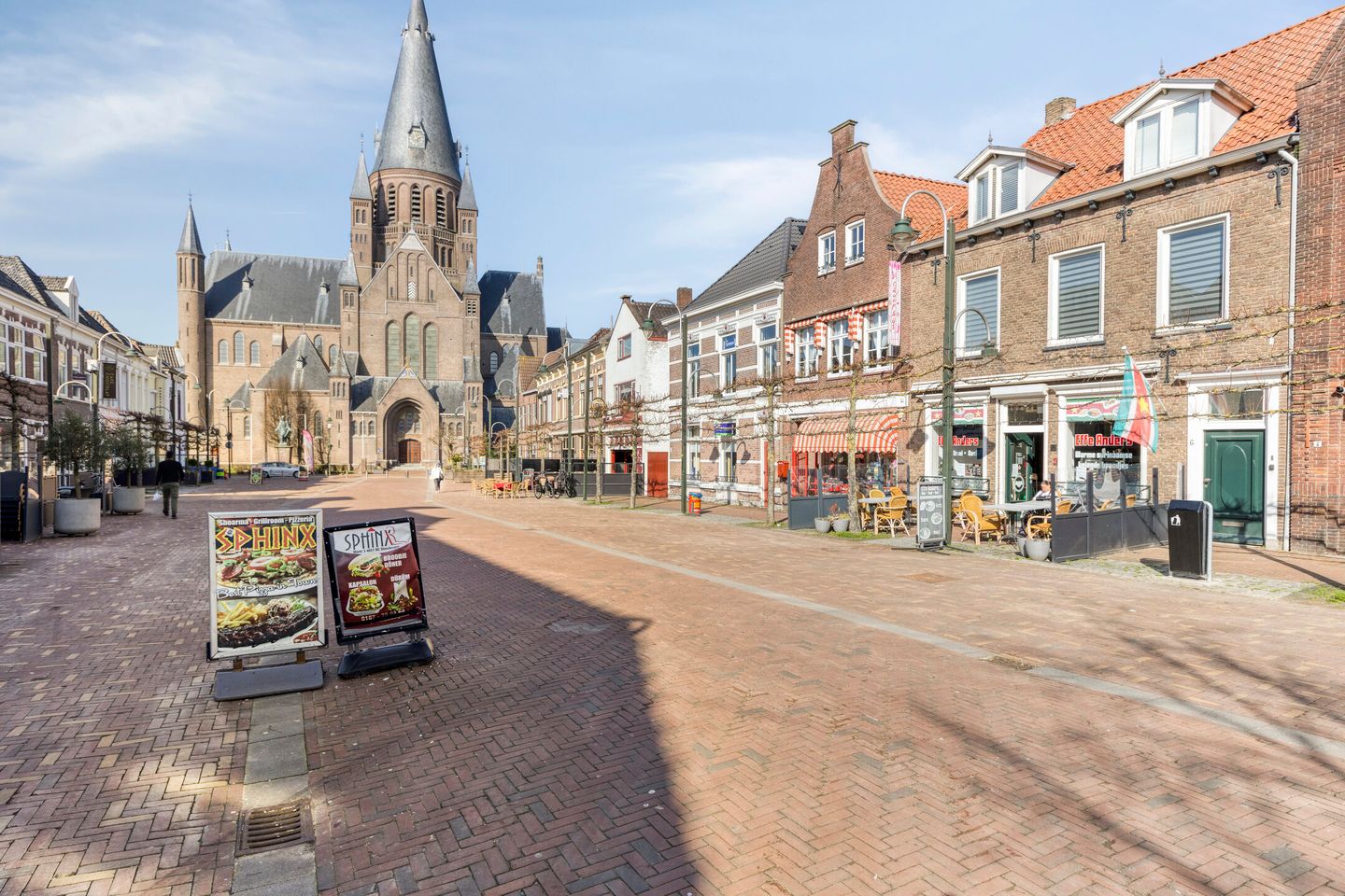 View photo 4 of Markt 8