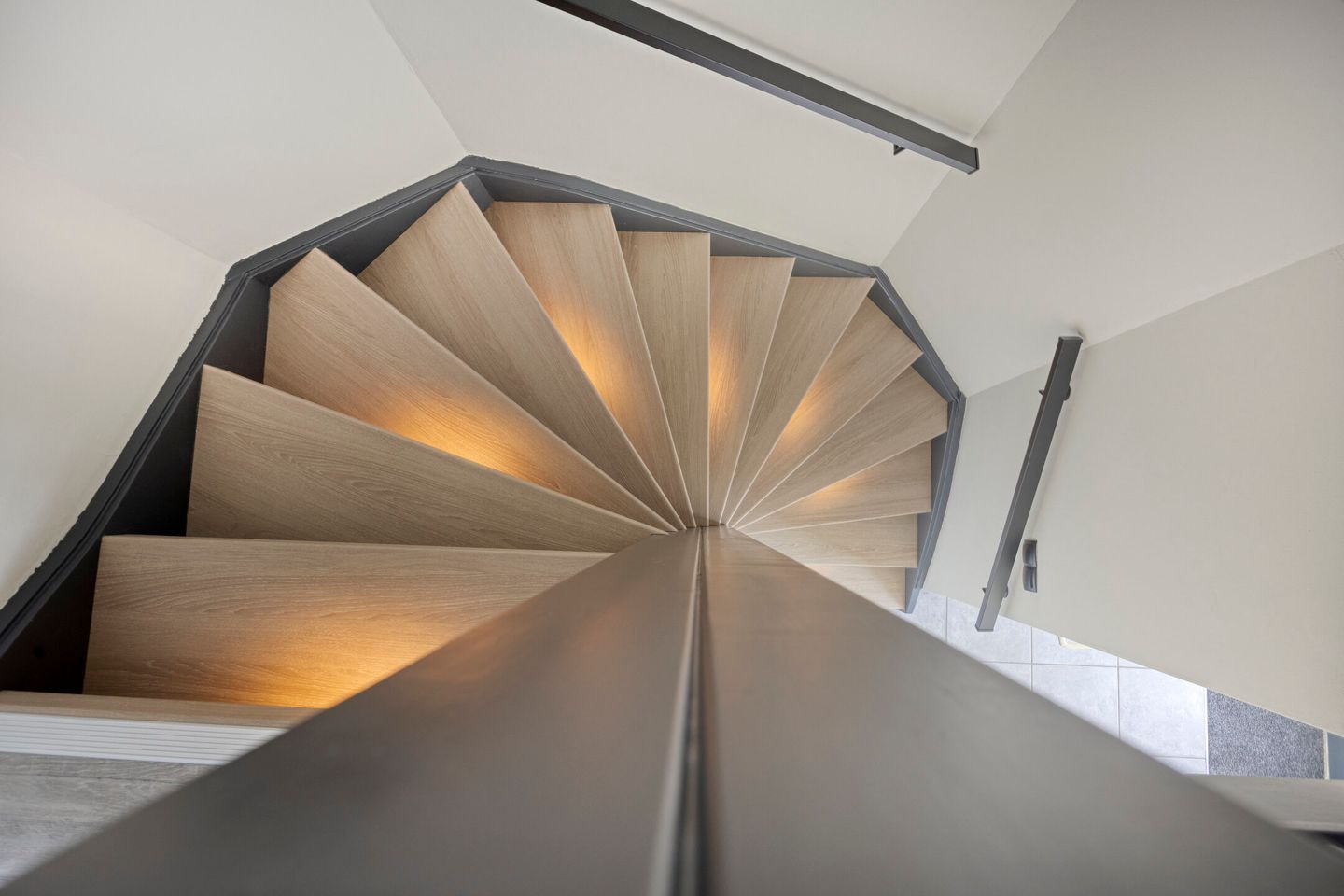 Foto 14 van van Darthlaan 14