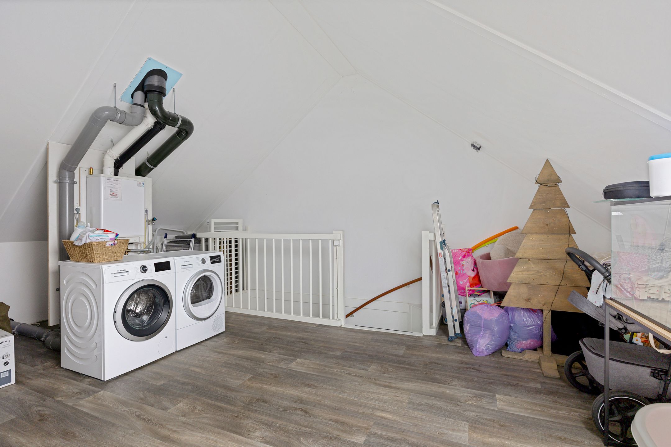 Foto 30 van Planeet 23