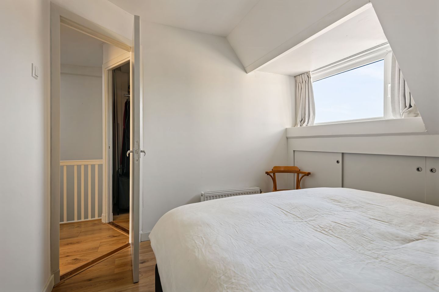 Foto 25 van Van Zeggelenstraat 60