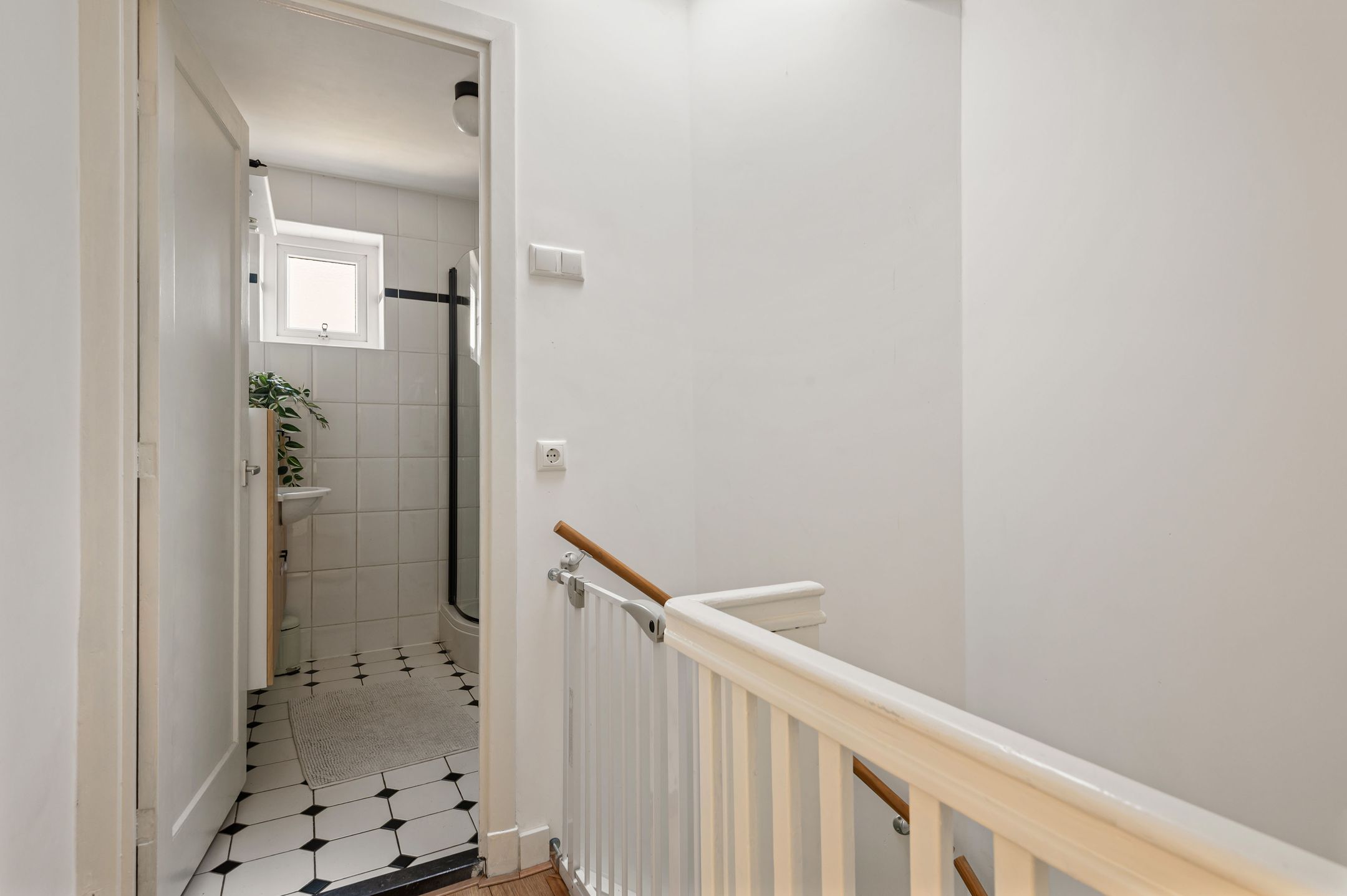 Foto 21 van Van Zeggelenstraat 60