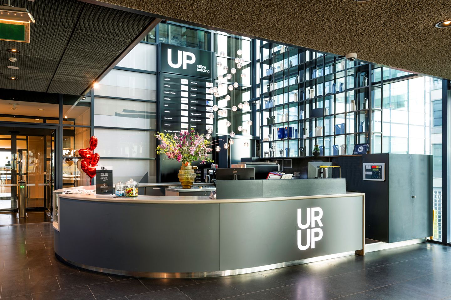 Bekijk foto 4 van Piet Heinkade 55