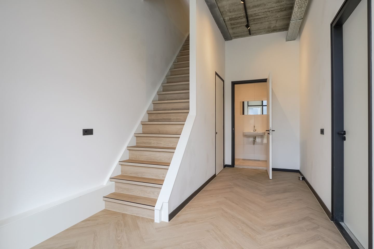 View photo 4 of Jelle Zijlstraweg 62-G