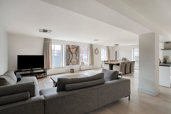 Photo 4 of Karrenstraat 59