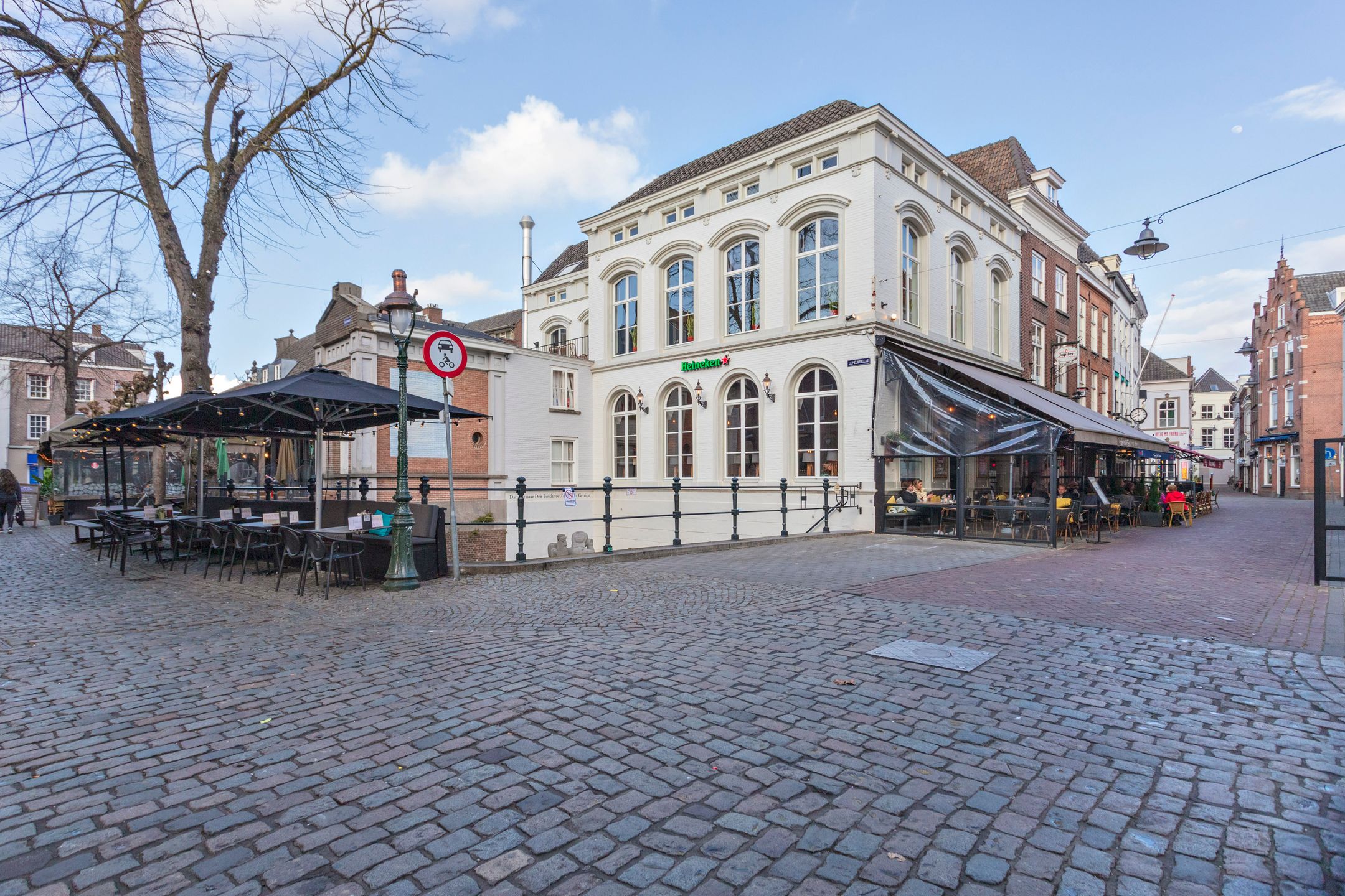 Photo 27 of Karrenstraat 59