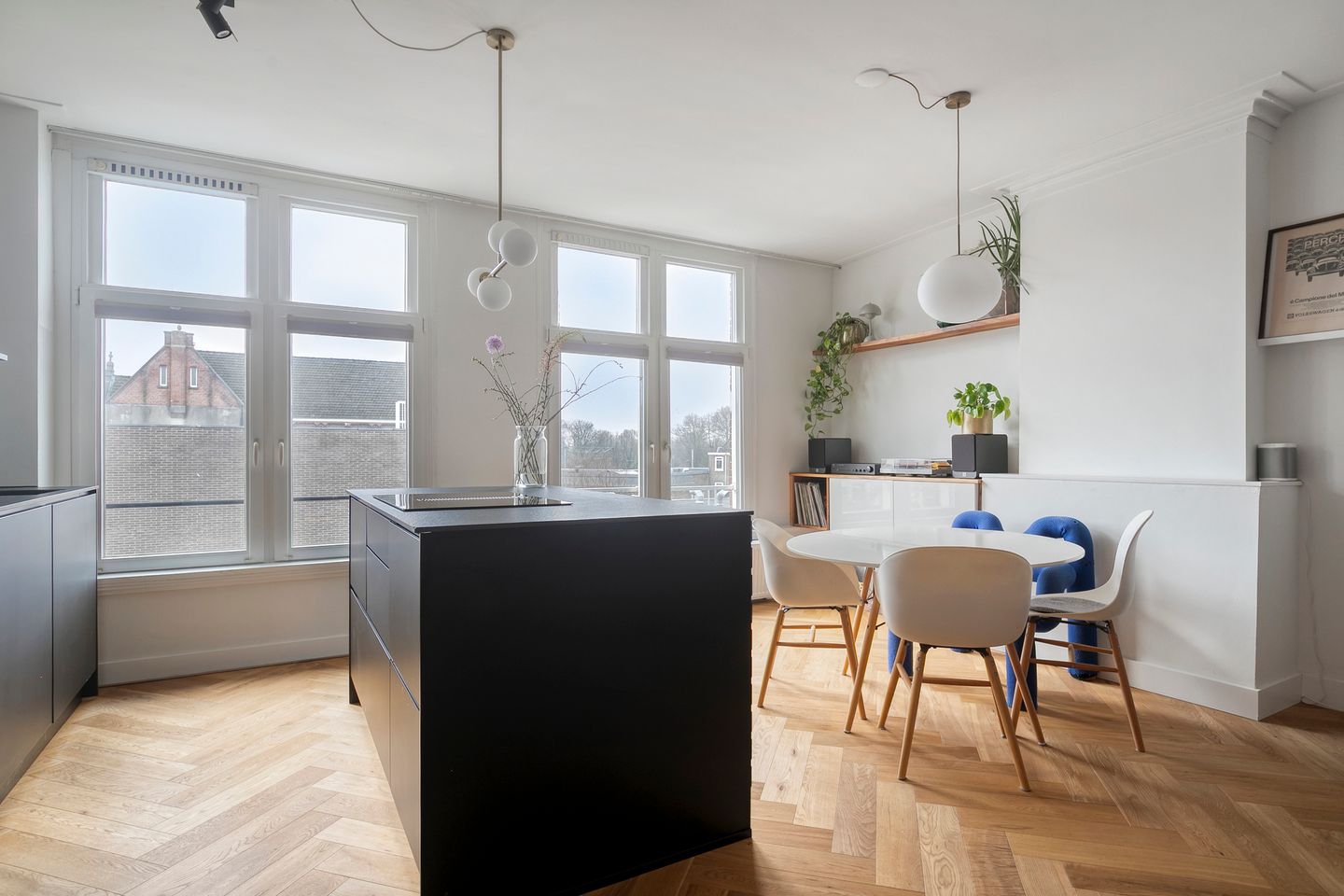 Foto 10 van Zaandijkstraat 2-3