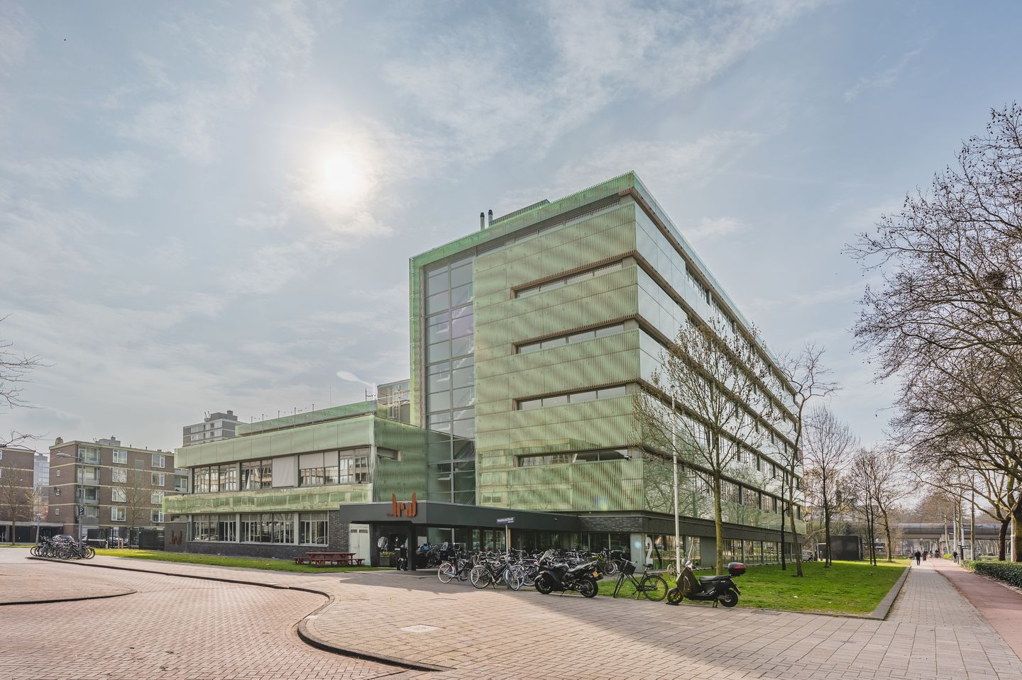 Bekijk foto 1 van Maassluisstraat 2