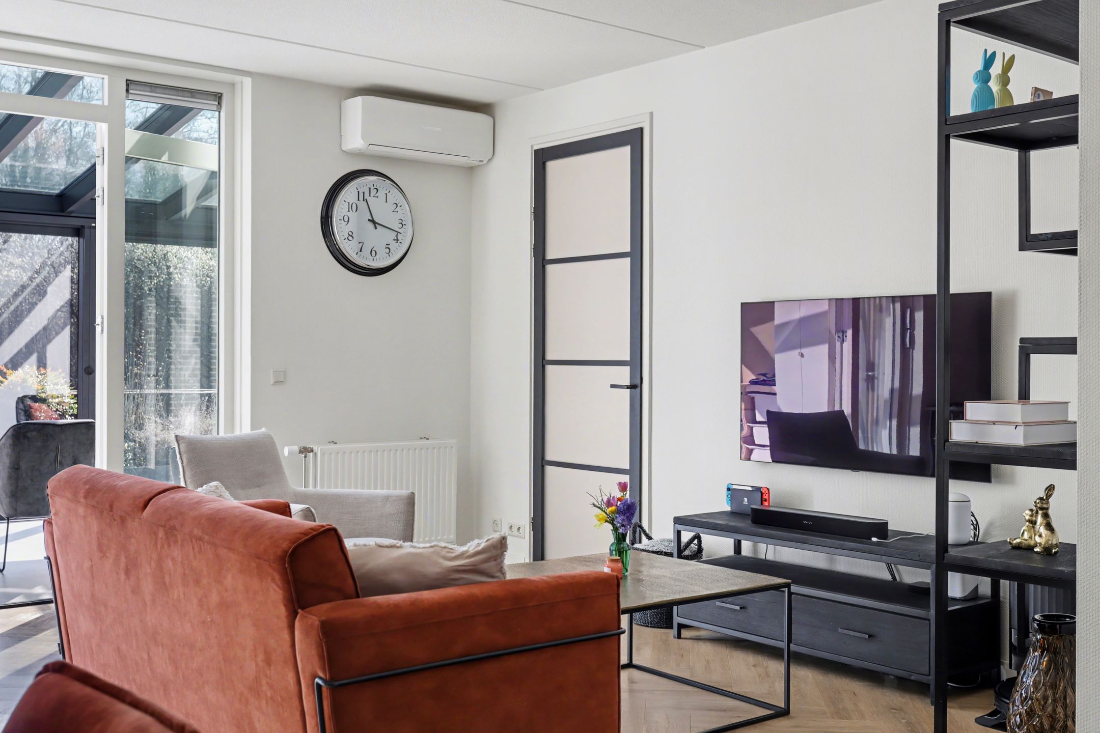 Foto 15 van Terras 24-B