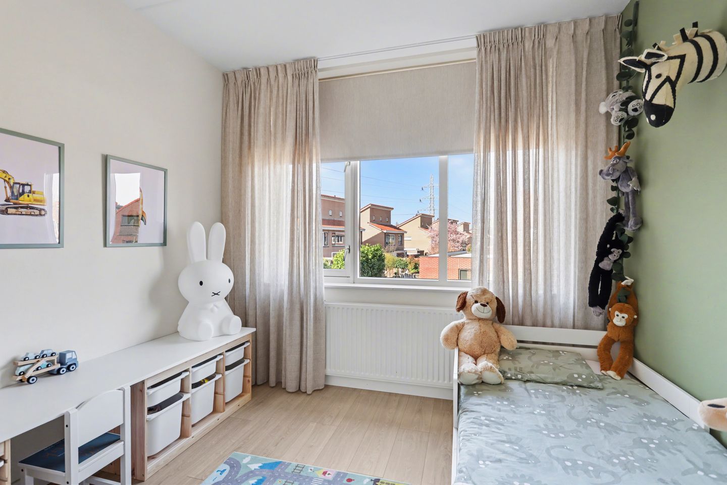 Foto 25 van Terras 24-B