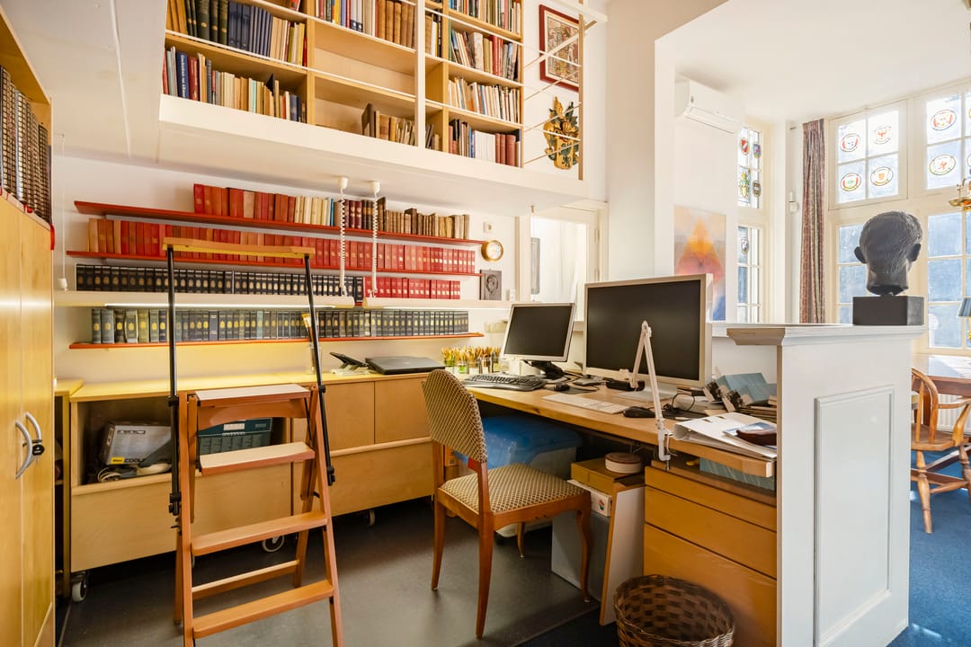 Historic Carriage House with Office Space in Prestigious Lyceumkwartier — 31