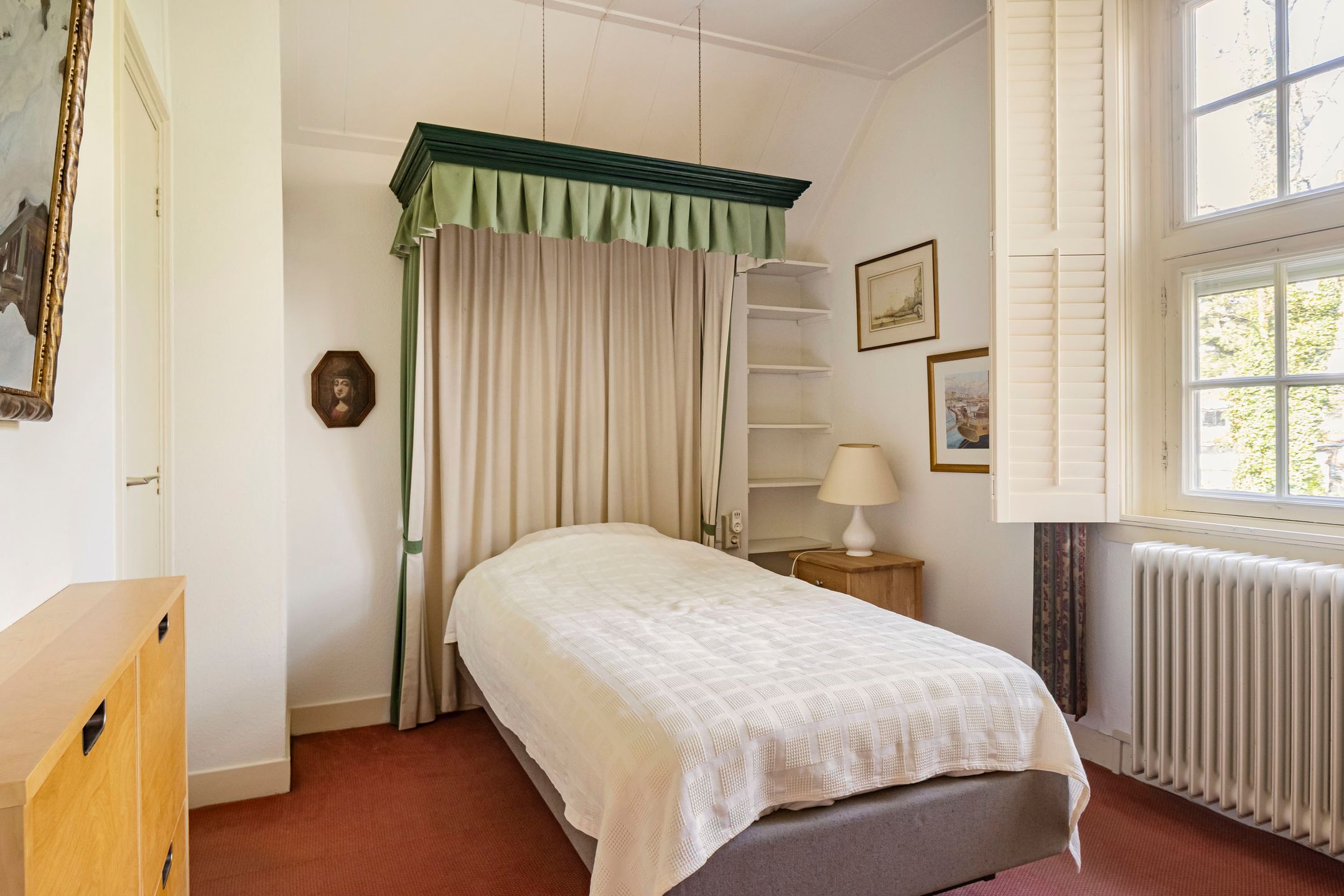 Historic Carriage House with Office Space in Prestigious Lyceumkwartier — 38