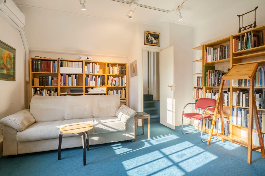 Historic Carriage House with Office Space in Prestigious Lyceumkwartier — 50
