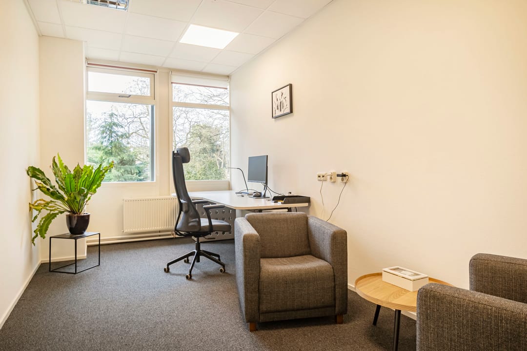 Historic Carriage House with Office Space in Prestigious Lyceumkwartier — 92