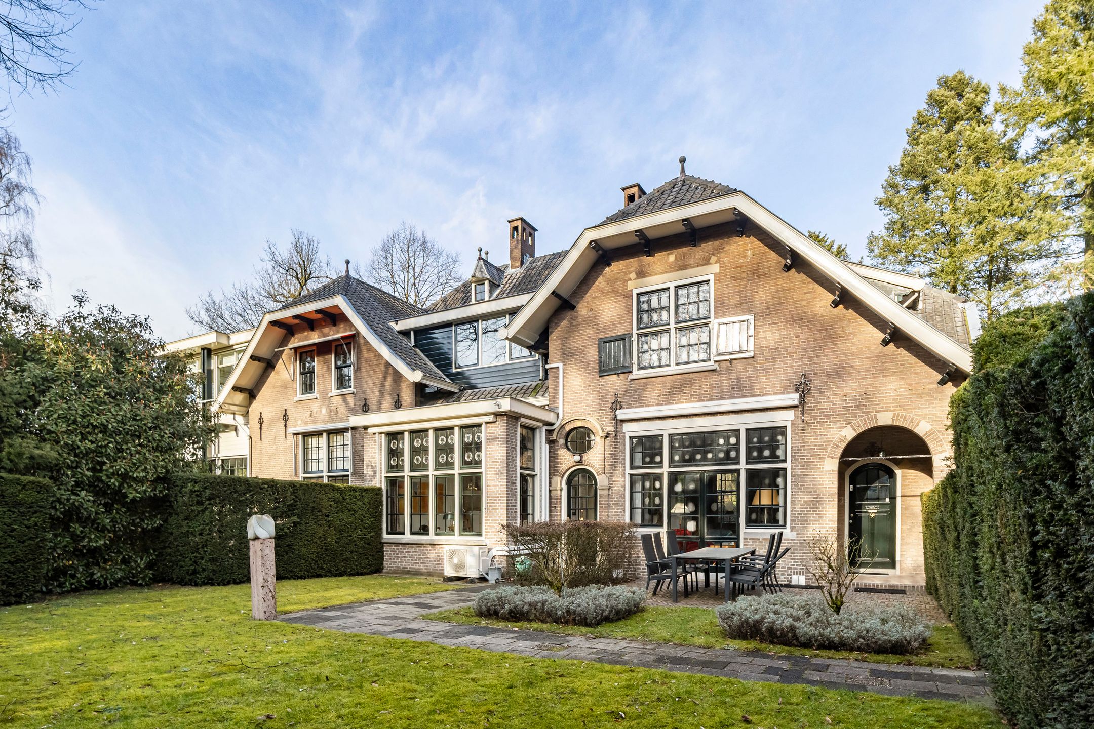 Photo 111 of Boulevard 15