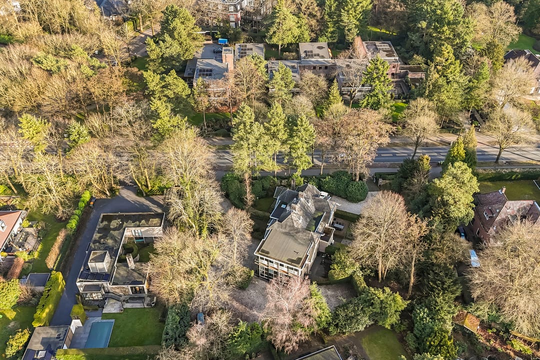 Historic Carriage House with Office Space in Prestigious Lyceumkwartier — 112