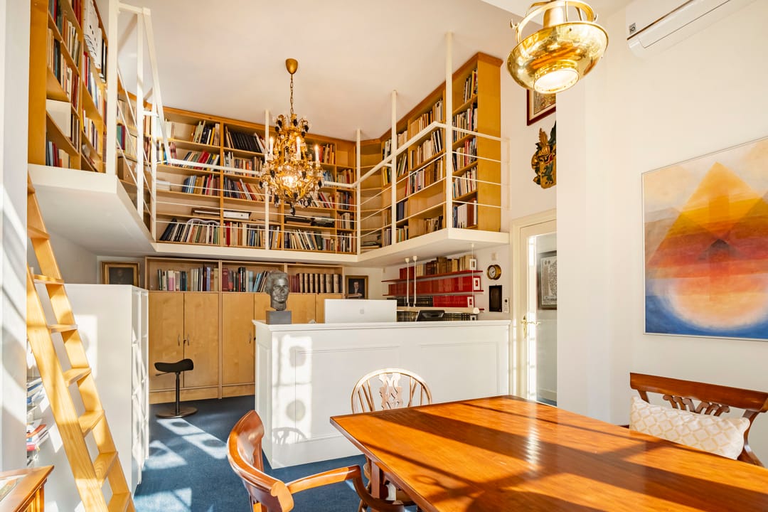 Historic Carriage House with Office Space in Prestigious Lyceumkwartier — 27