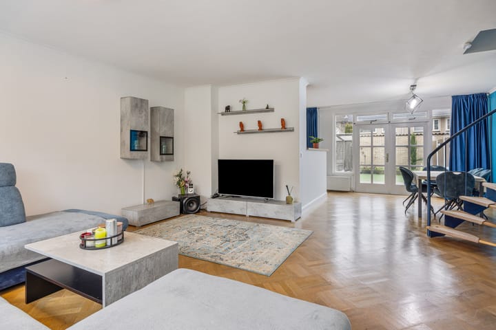 Foto 2 van Basstraat 47