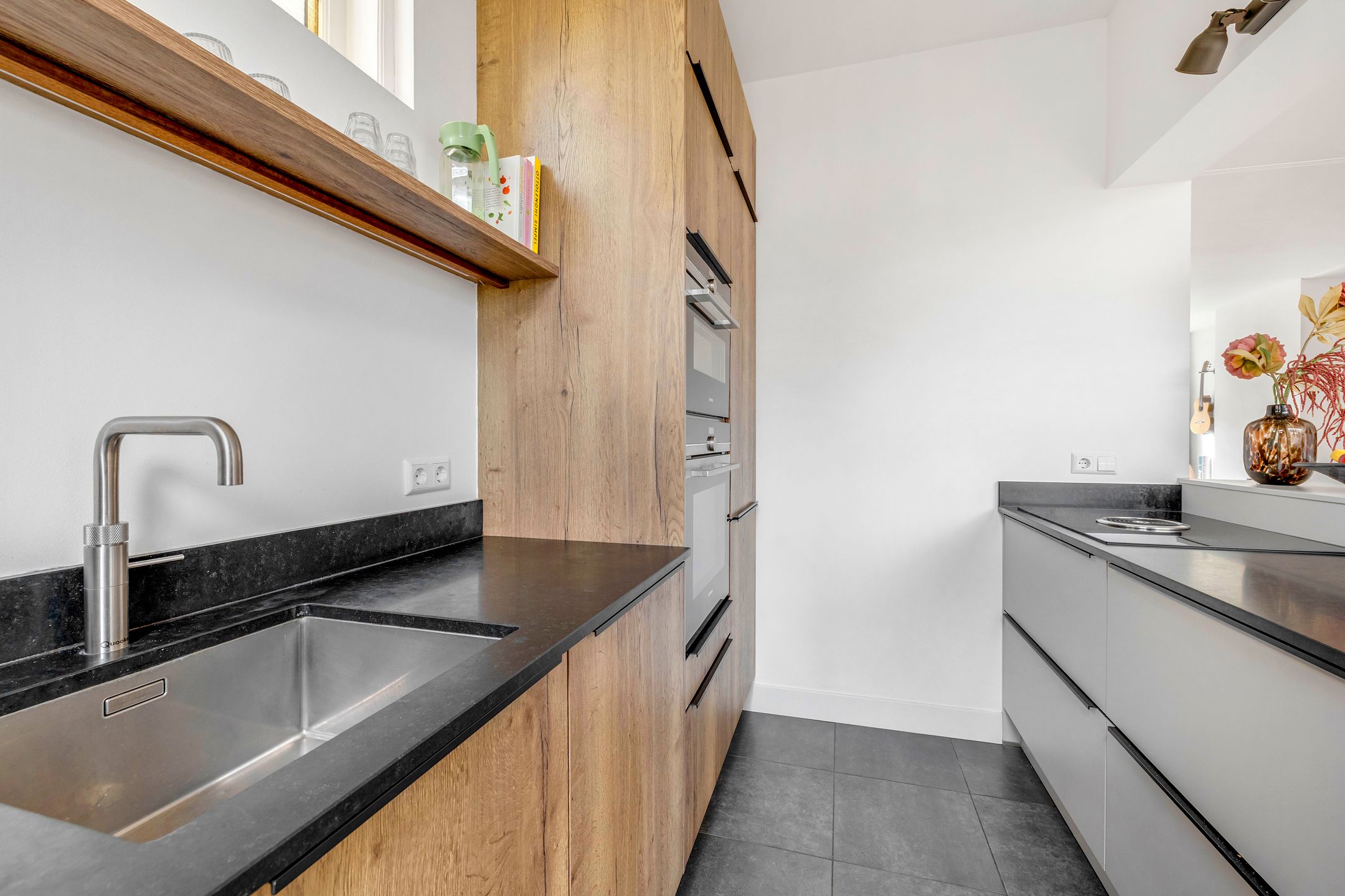 Photo 3 of Louise de Colignystraat 34