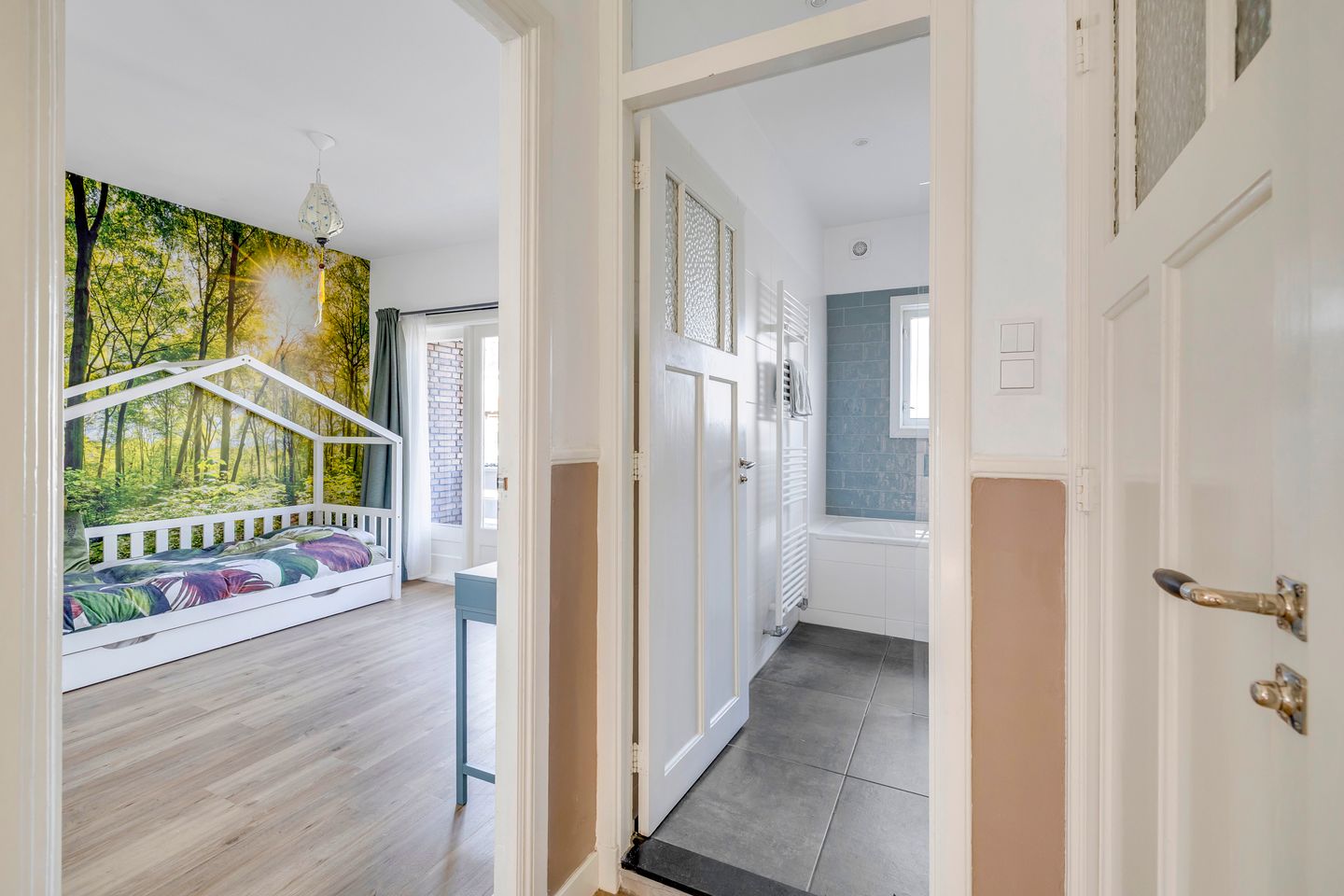 Photo 34 of Louise de Colignystraat 34