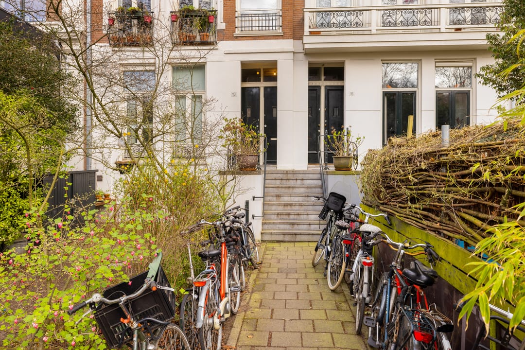Photo 7 of Linnaeusstraat 13-3