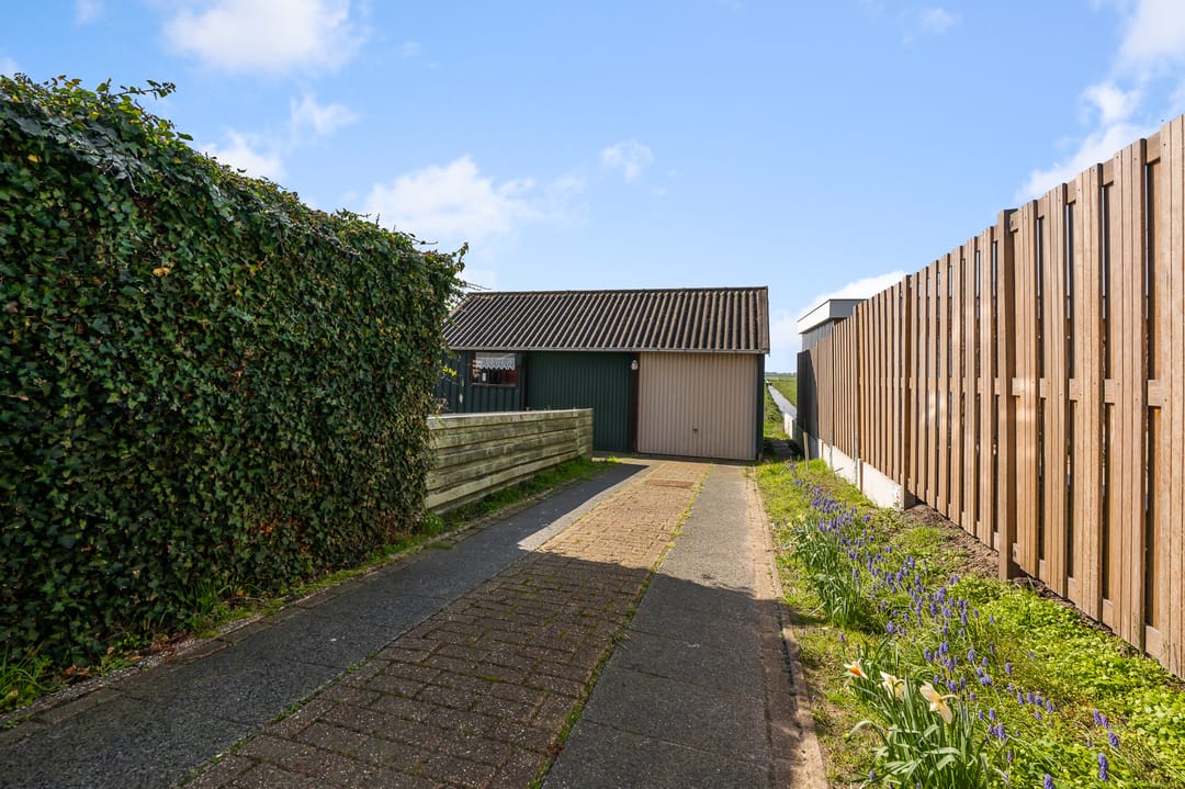 Photo 23 of Noordeinde 3-A