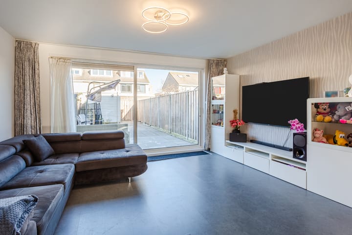 Photo 2 of Hitchcocklaan 104