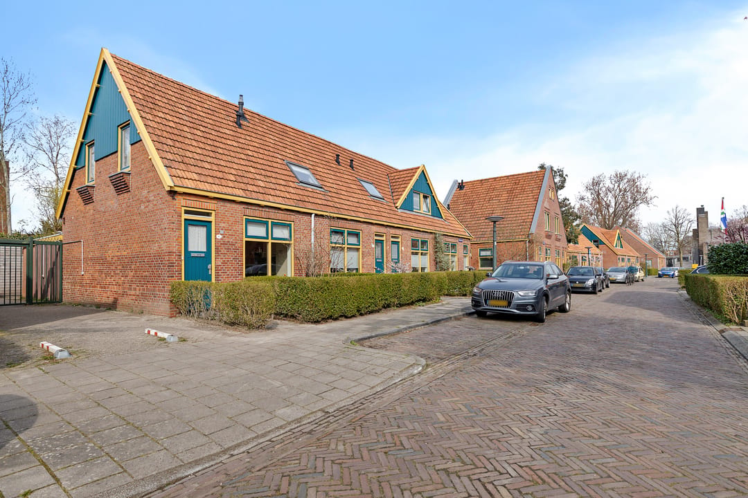 Charming home in the Blauwe Dorp with a sunny garden — 26