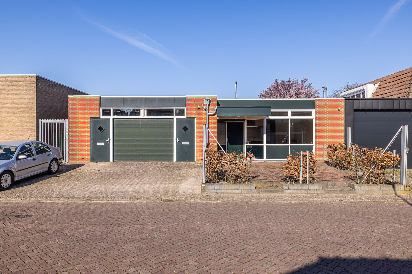 Unique Detached Residence with Multifunctional Business Space — 37