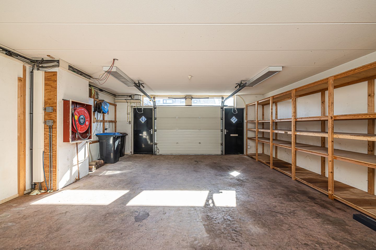 Unique Detached Residence with Multifunctional Business Space — 32