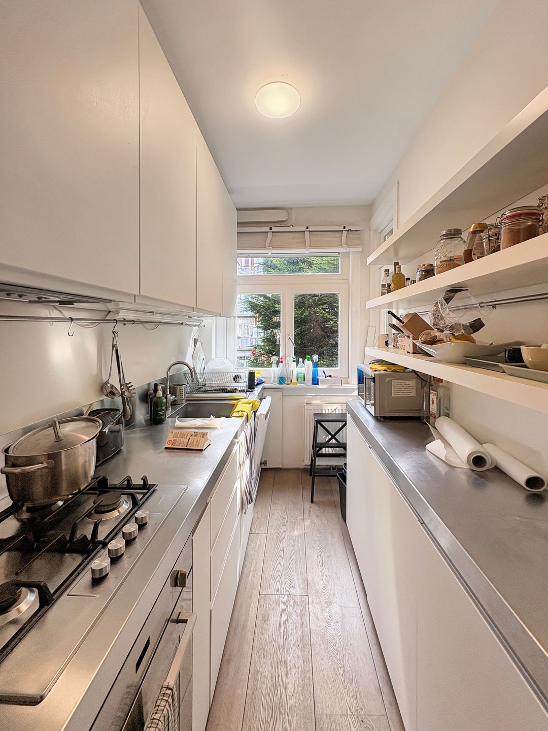 Foto 7 van Van Tuyll van Serooskerkenweg 73-1