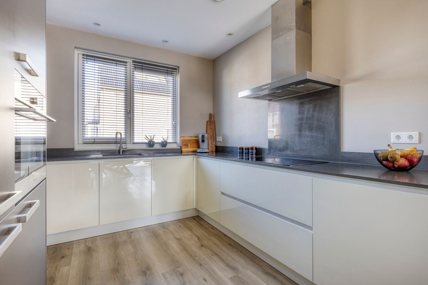 Photo 19 of Kaarsenmaker 34