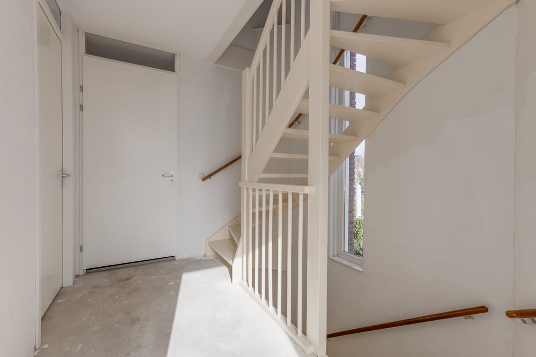 Spacious corner house with sunny garden in Oosseld — 16