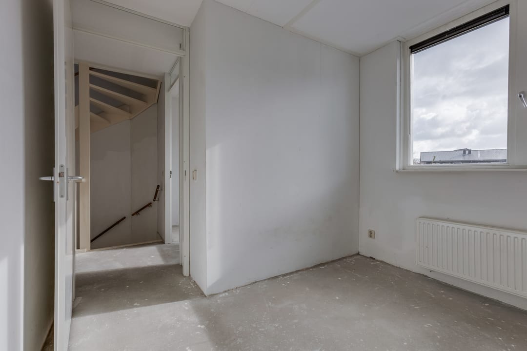Spacious corner house with sunny garden in Oosseld — 22