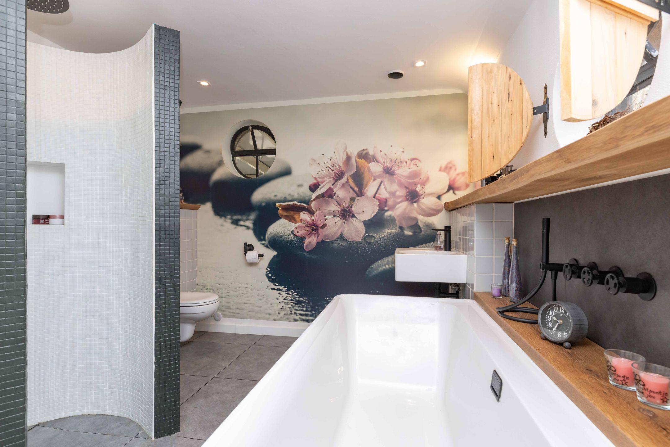 Photo 39 of Alteveer 105