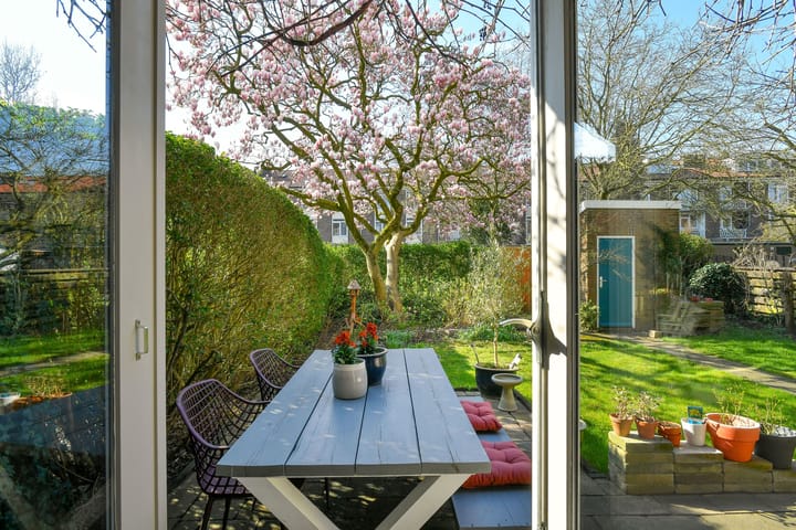 Photo 3 of Veerpolderstraat 52