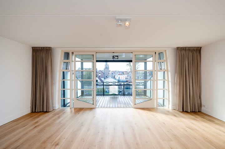 Photo 2 of Raadhuisstraat 251-D