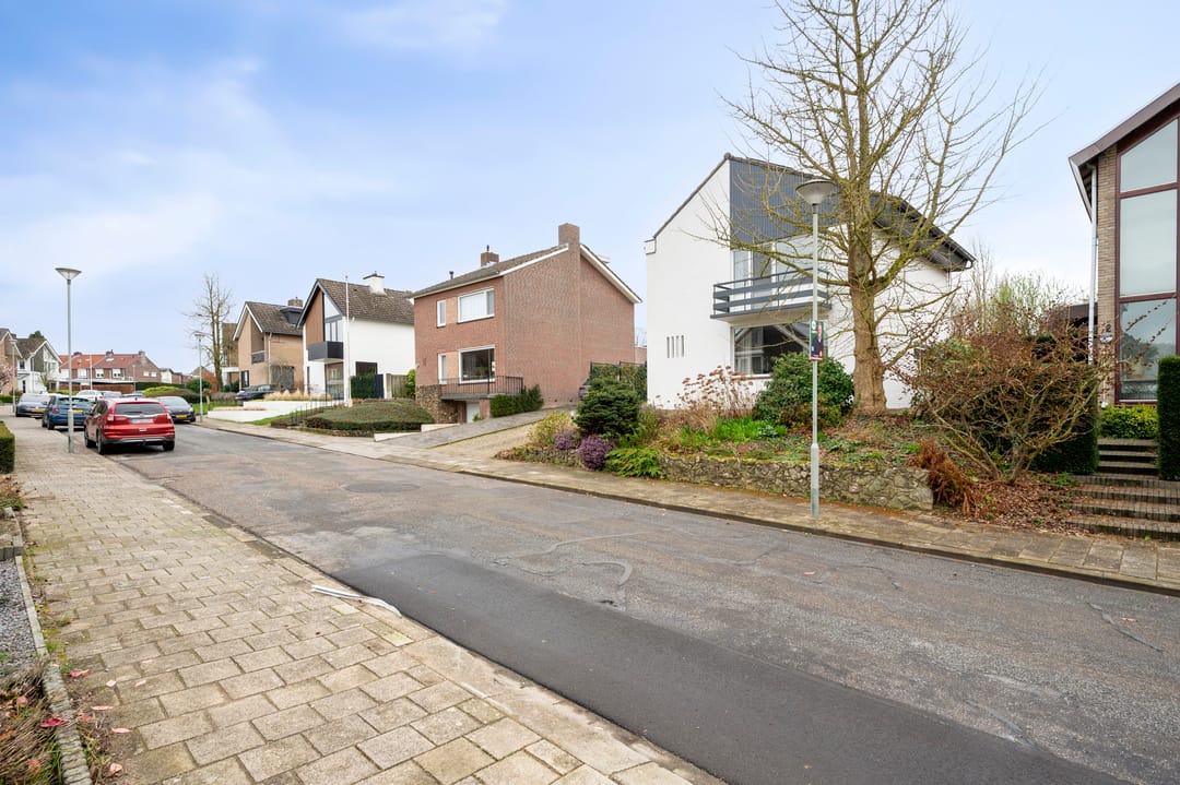 Photo 32 of Fabritiusstraat 4