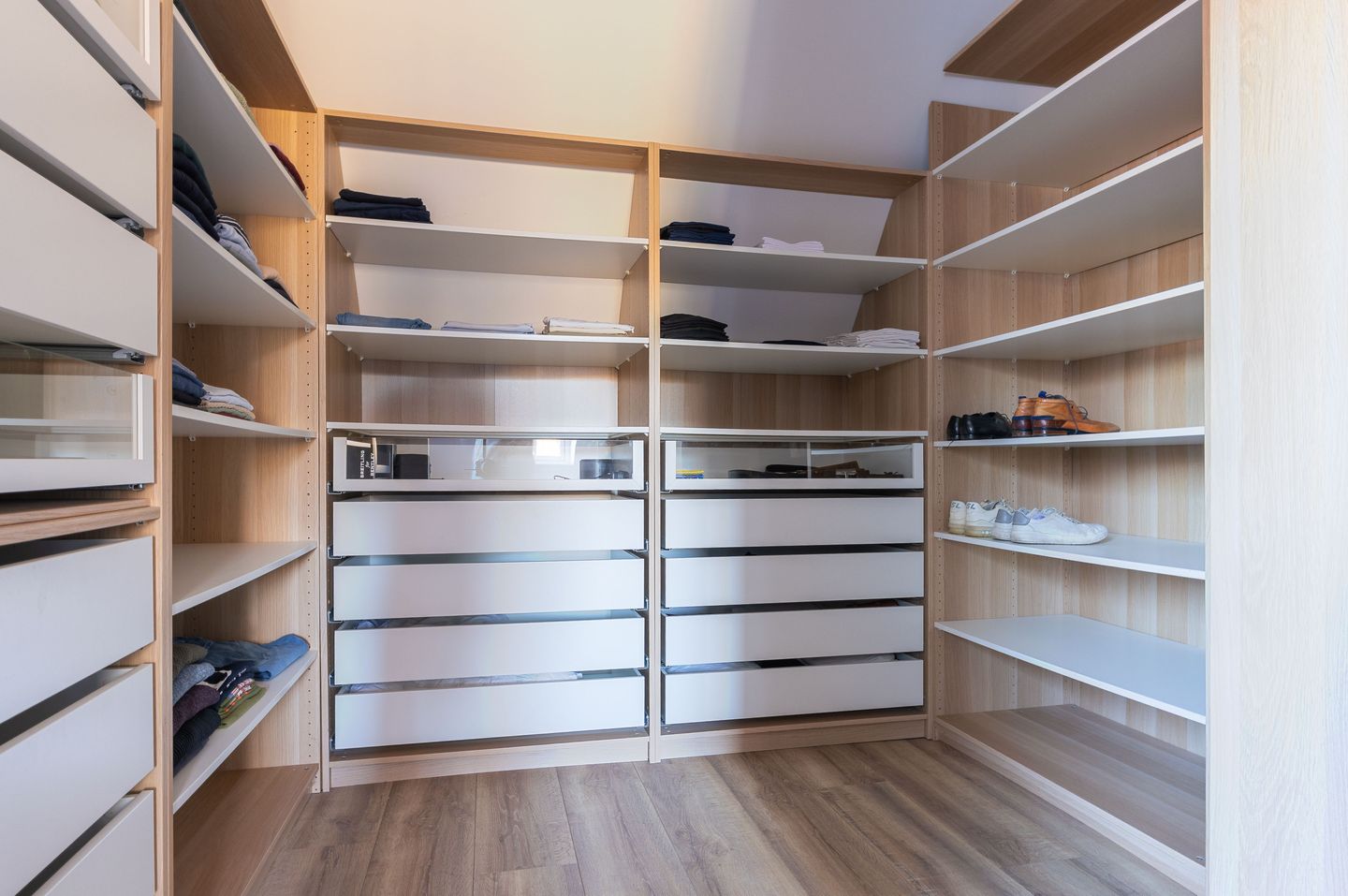 Photo 49 of Wijzend 49-A