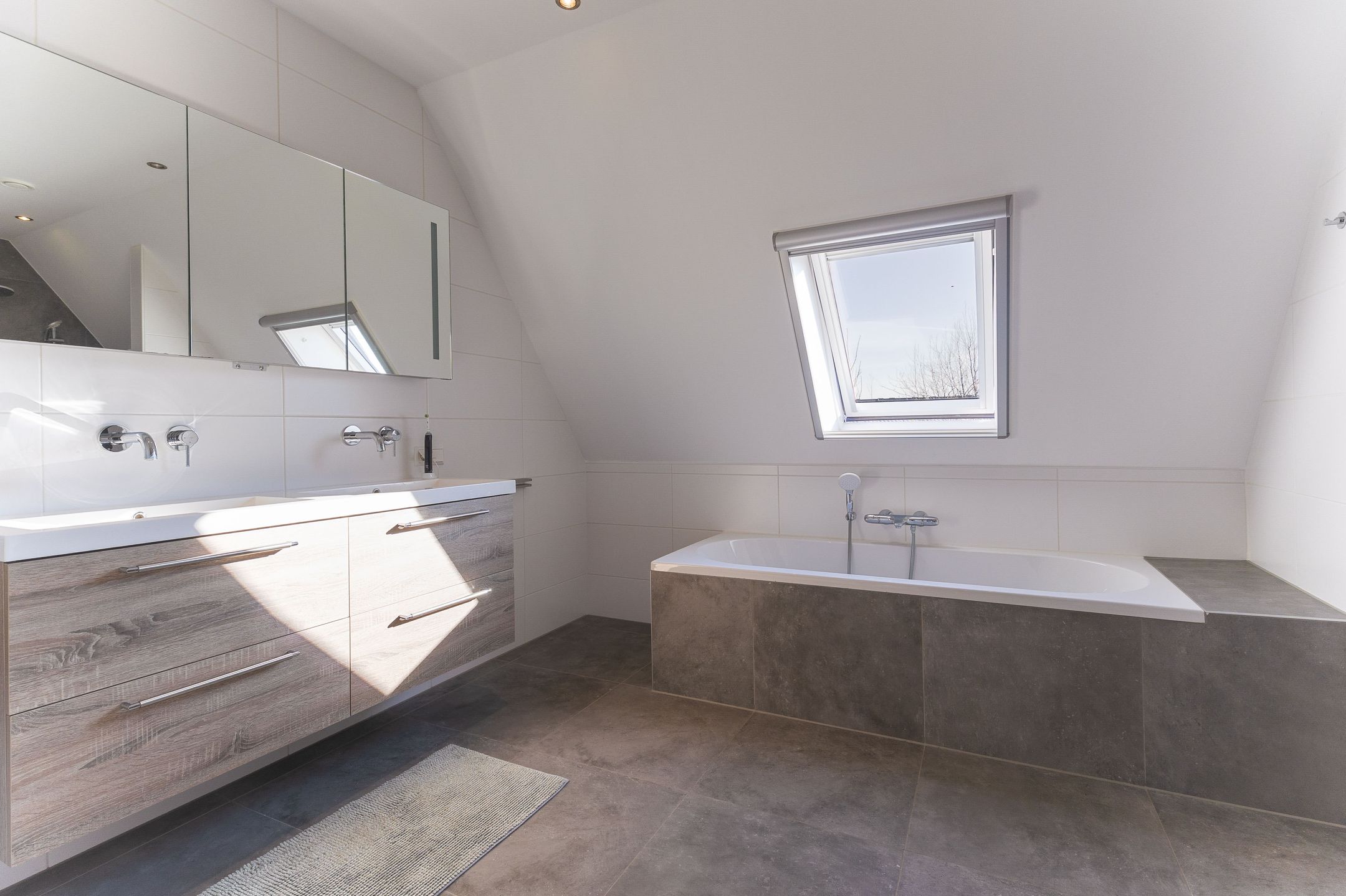 Photo 51 of Wijzend 49-A